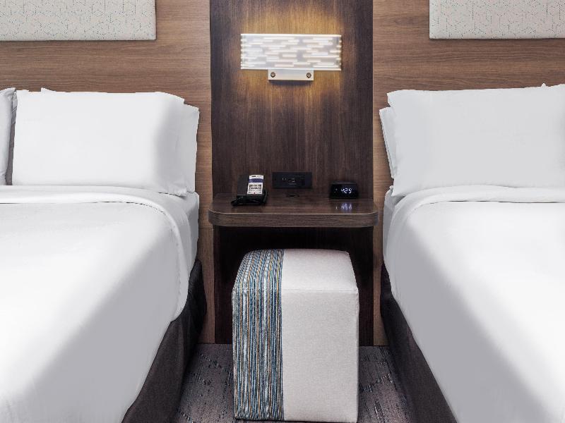 Holiday Inn Express Suites Houston Sw Rosenberg image
