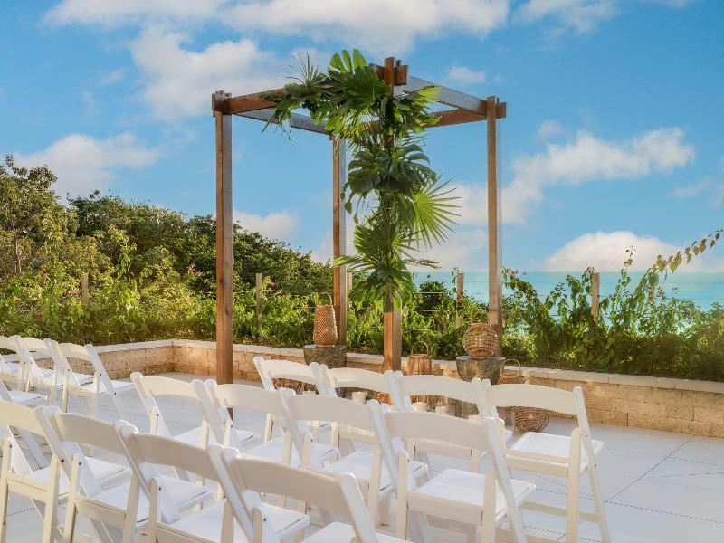 Kimpton Grand Roatan Resort And Spa image