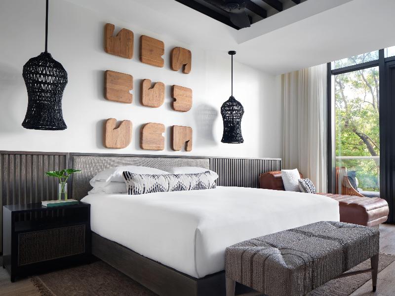 Kimpton Grand Roatan Resort And Spa image