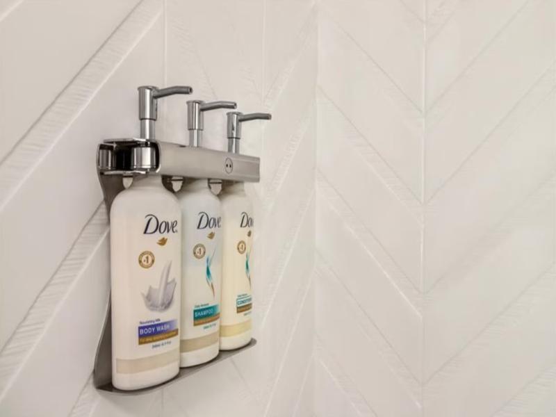 Holiday Inn & Suites Detroit - Troy image