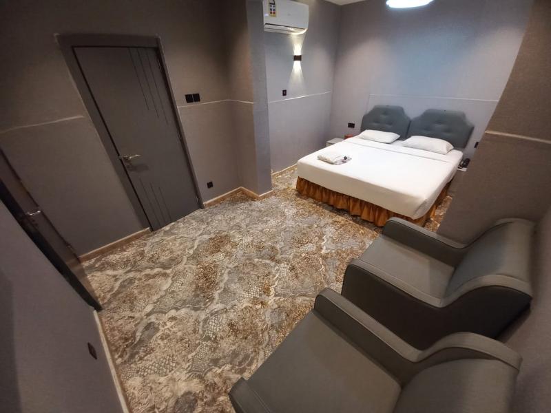 Sur Hotel image
