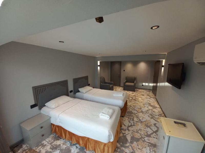 Sur Hotel image