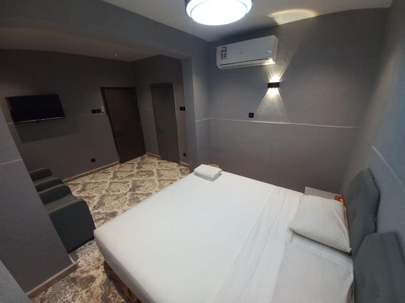 Sur Hotel image