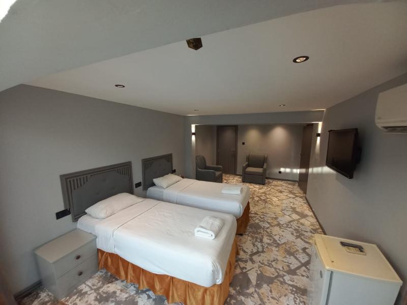 Sur Hotel image