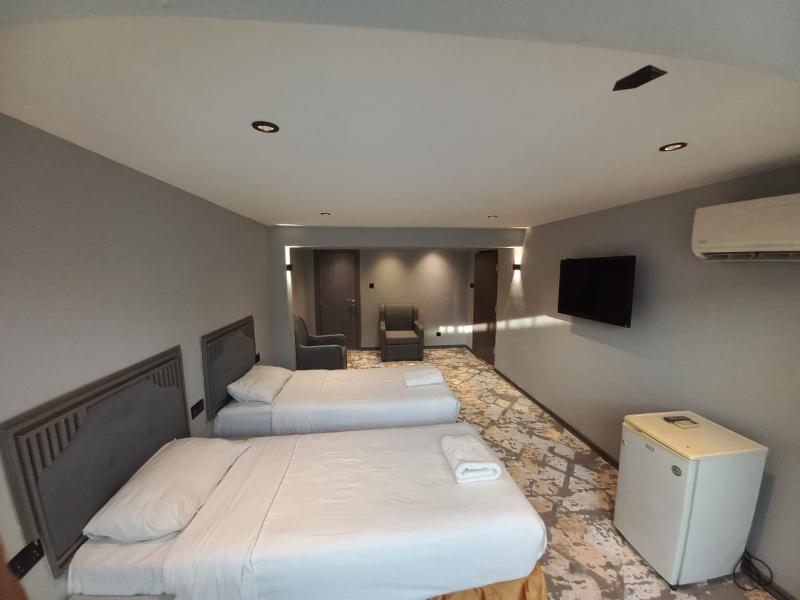 Sur Hotel image