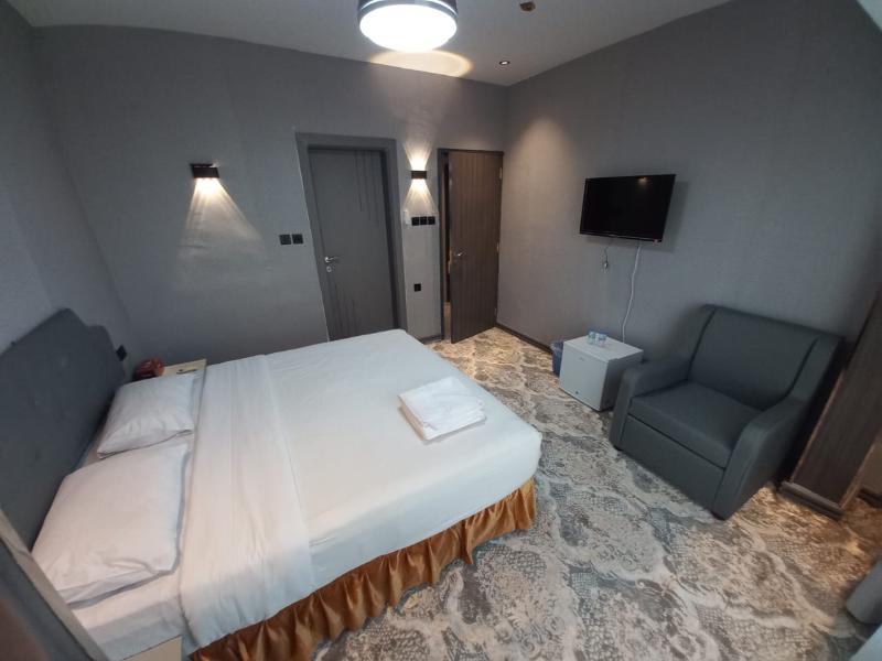 Sur Hotel image