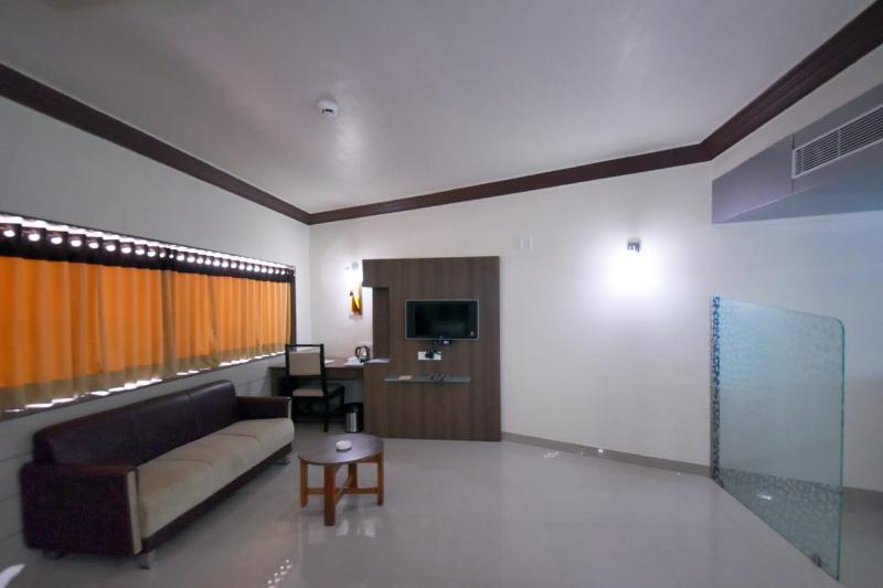 Hotel Vishal International image