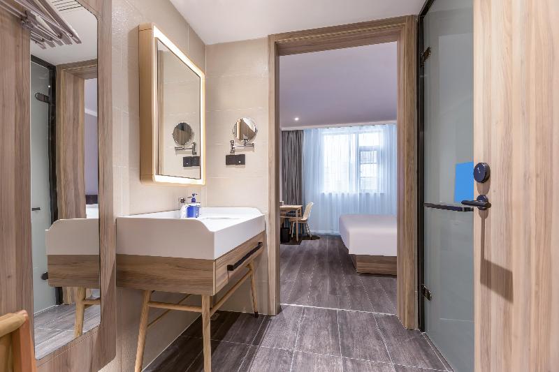 Hanting Hotel Suzhou East Bianhe Road image