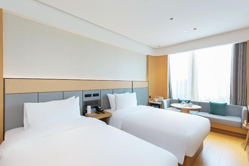 Bed room
