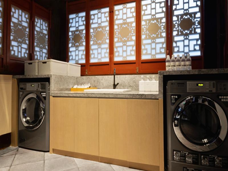 Ji Hotel Chongqing Bishan Cbd Xiuhu Park image