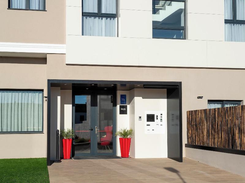 Sercotel Plana Suites image