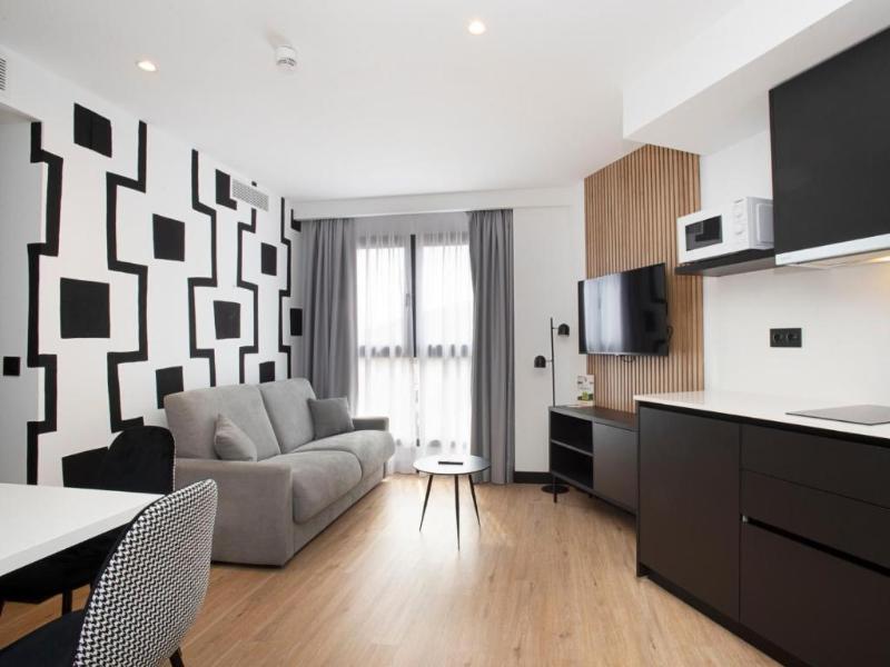 Sercotel Plana Suites image