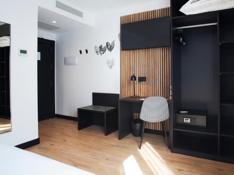 Sercotel Plana Suites image