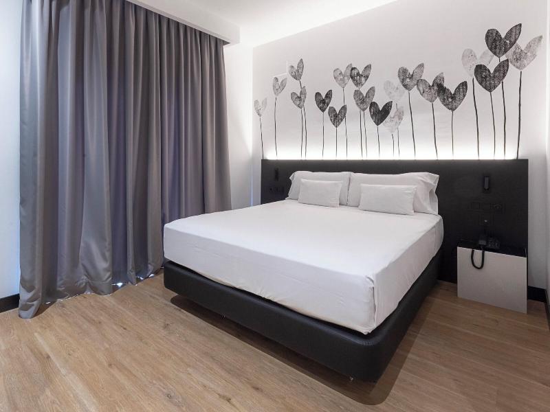 Sercotel Plana Suites image