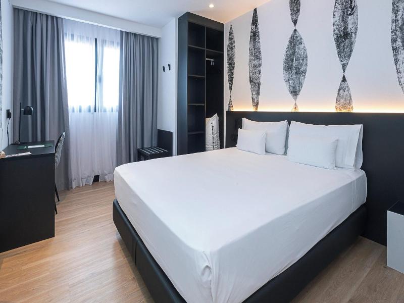 Sercotel Plana Suites image