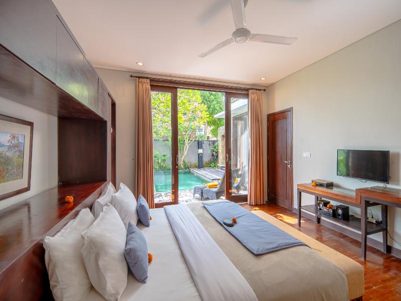 Canggu Circle Villa By Ini Vie Hospitality image