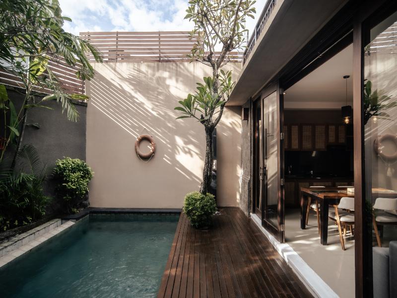 Canggu Circle Villa By Ini Vie Hospitality image
