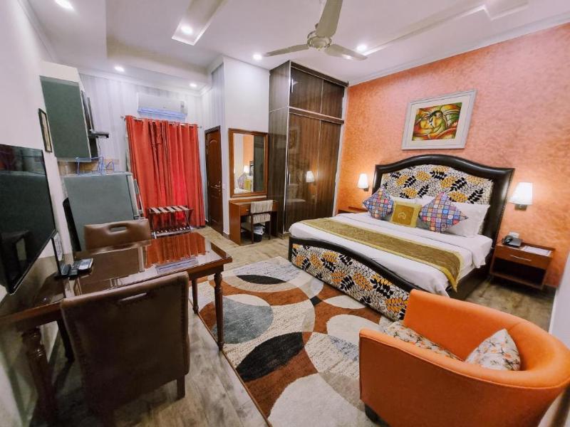 Hayyat Luxury Hotel Apartmets Lahore 5
