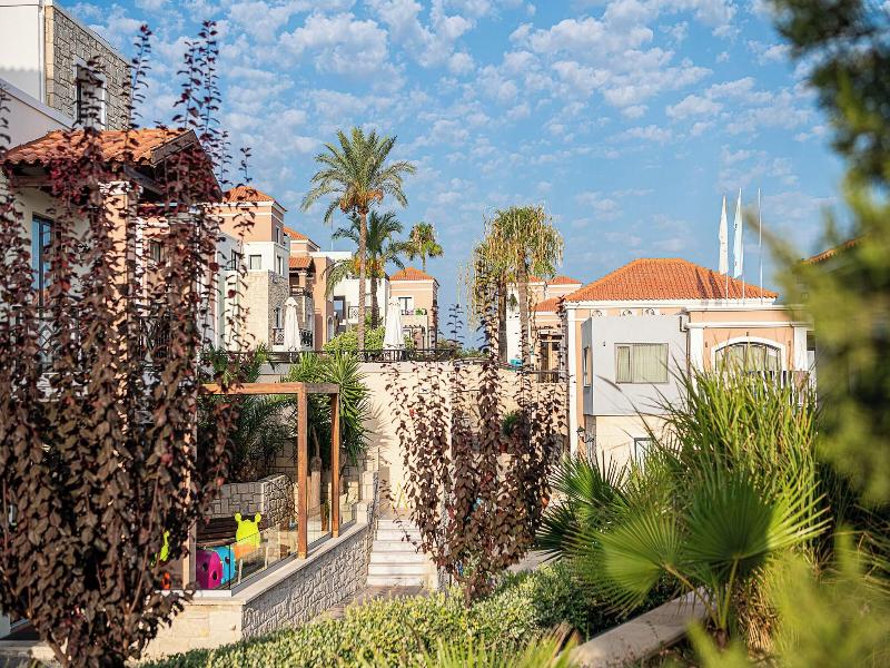 Atlantica Caldera Village image