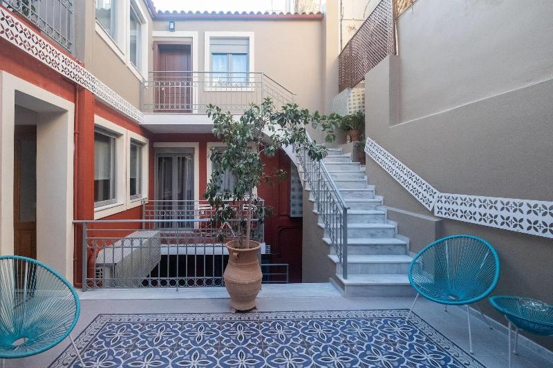 Athenian Yard Suites image