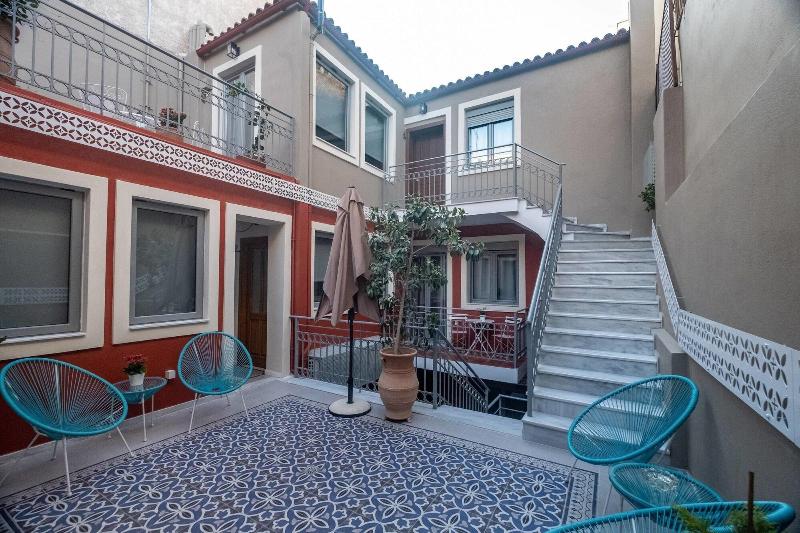 Athenian Yard Suites image