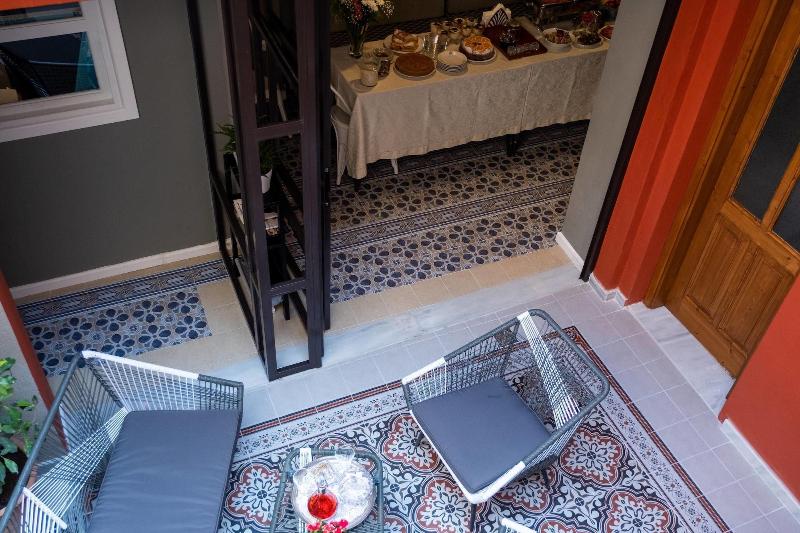 Athenian Yard Suites image
