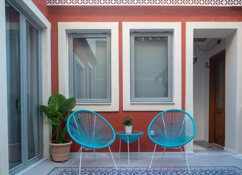 Athenian Yard Suites image