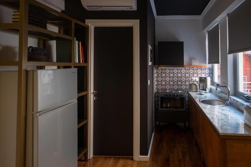 Athenian Yard Suites image