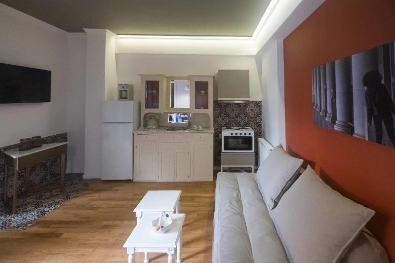 Athenian Yard Suites image