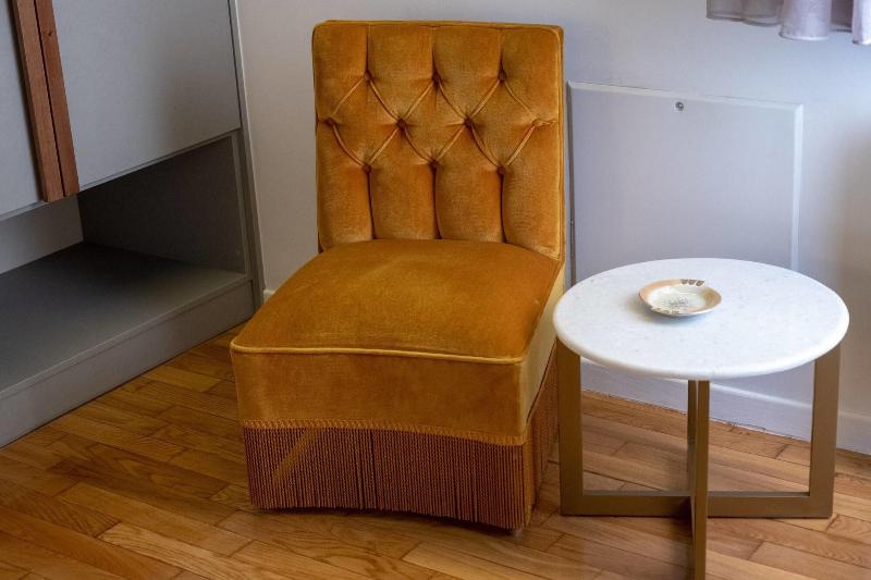 Athenian Yard Suites image