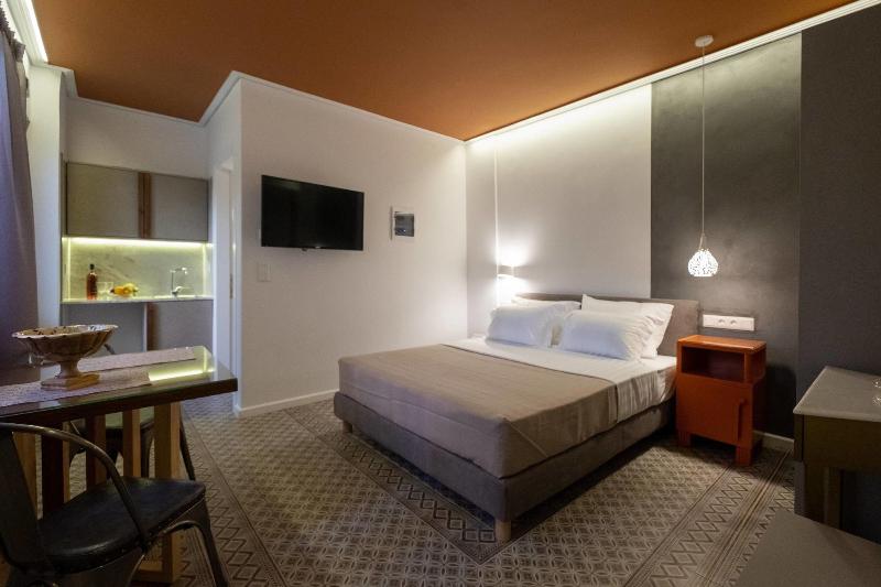 Athenian Yard Suites image