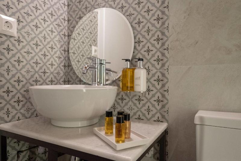 Athenian Yard Suites image