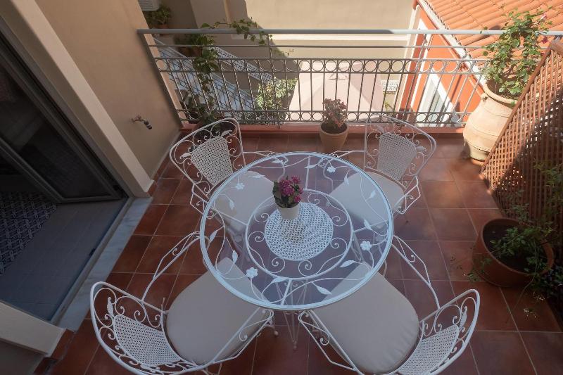 Athenian Yard Suites image