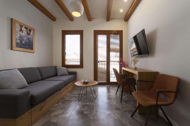 Andros 4 All Seasons Villas & Suites - Agios Nikol image