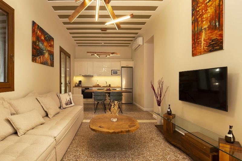 Andros 4 All Seasons Villas & Suites - Agios Nikol image