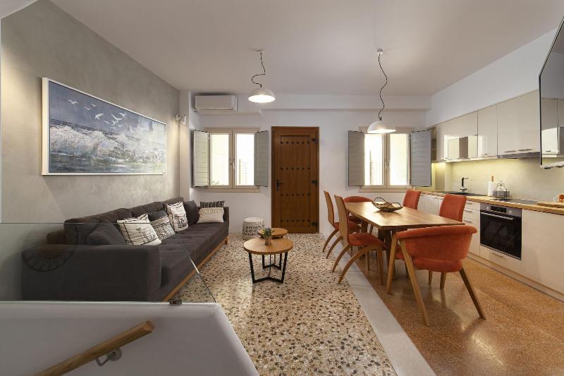 Andros 4 All Seasons Villas & Suites - Agios Nikol image