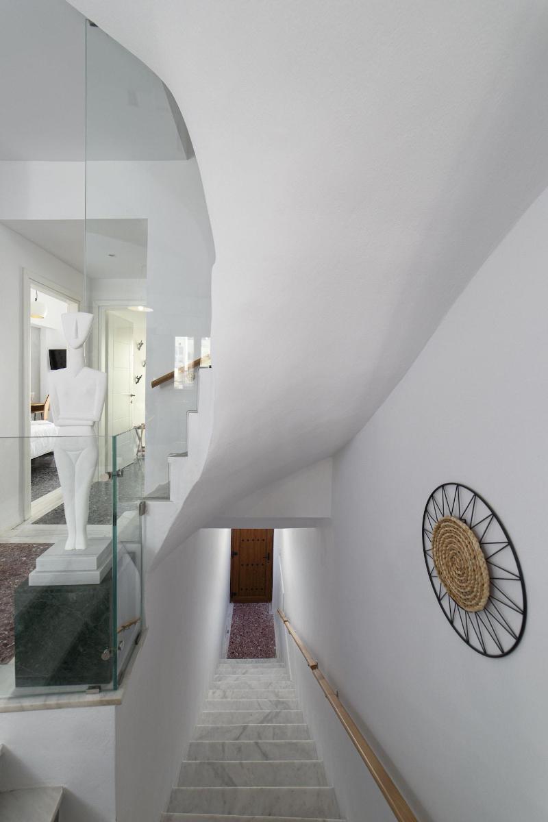 Andros 4 All Seasons Villas & Suites - Agios Nikol image