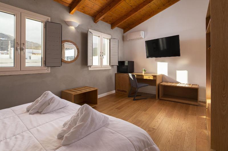 Andros 4 All Seasons Villas & Suites - Agios Nikol image