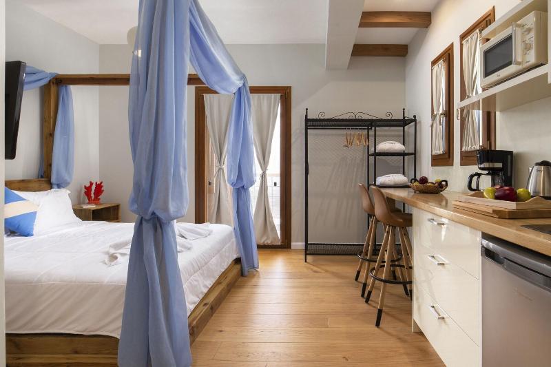 Andros 4 All Seasons Villas & Suites - Agios Nikol image