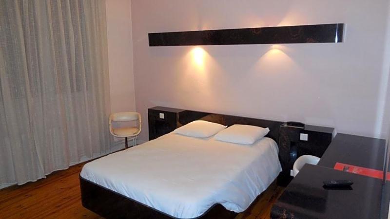 Logis Hotel Des Voyageurs image