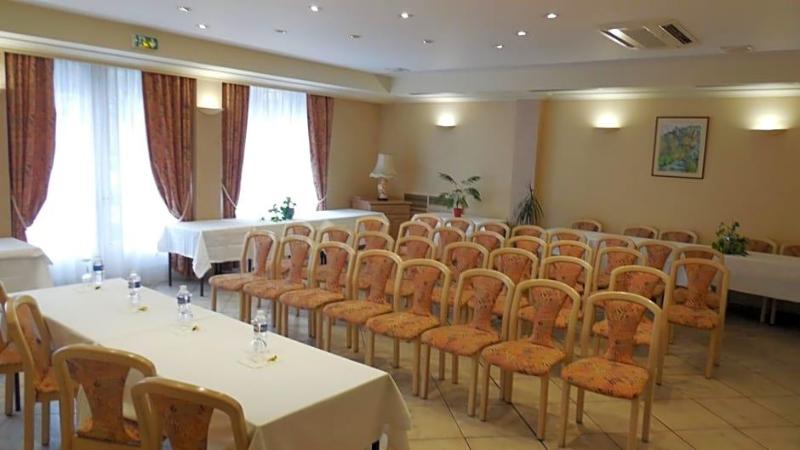 Logis Hotel Des Voyageurs image