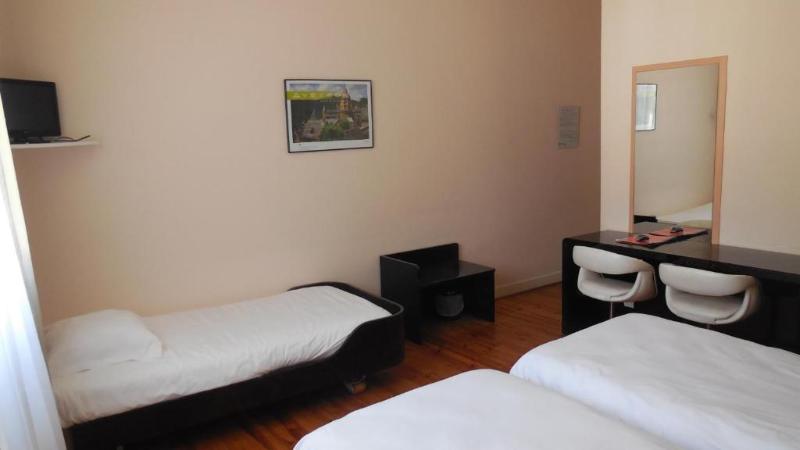 Logis Hotel Des Voyageurs image