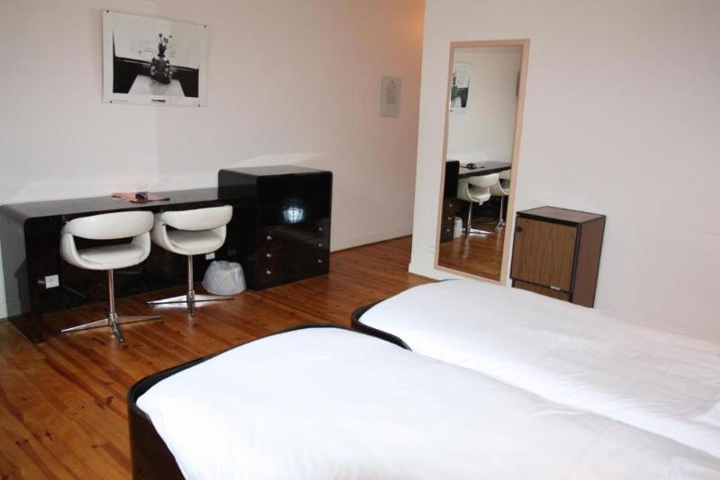 Logis Hotel Des Voyageurs image