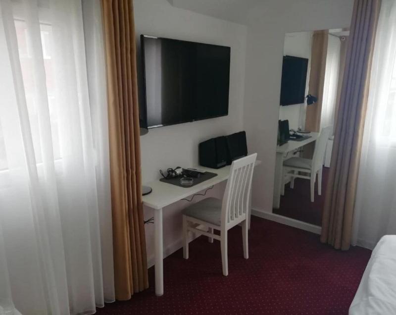 Fors Resort & Spa image
