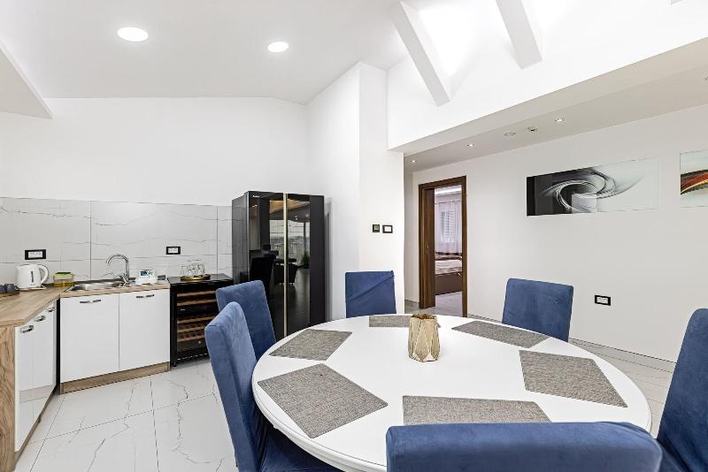 Fors Resort & Spa image