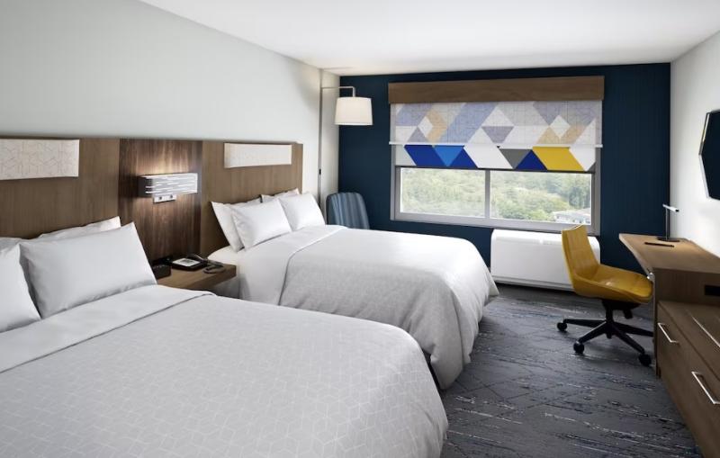 Holiday Inn Express And Suites Phoenix West Tolles photo 23