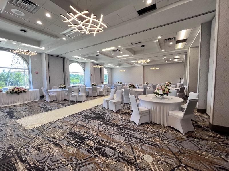 Holiday Inn Express Federal Way - Seattle South image