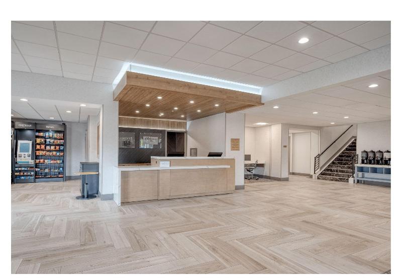 Holiday Inn Express Federal Way - Seattle South image