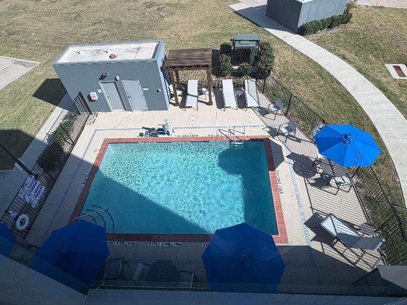 Holiday Inn Express & Suites Dallas Plano North image