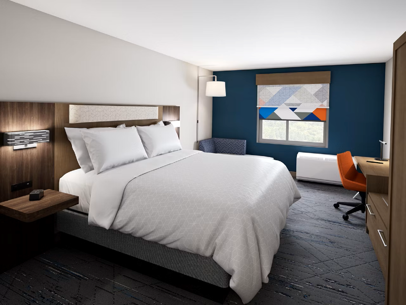 Holiday Inn Express & Suites Dallas Plano North image